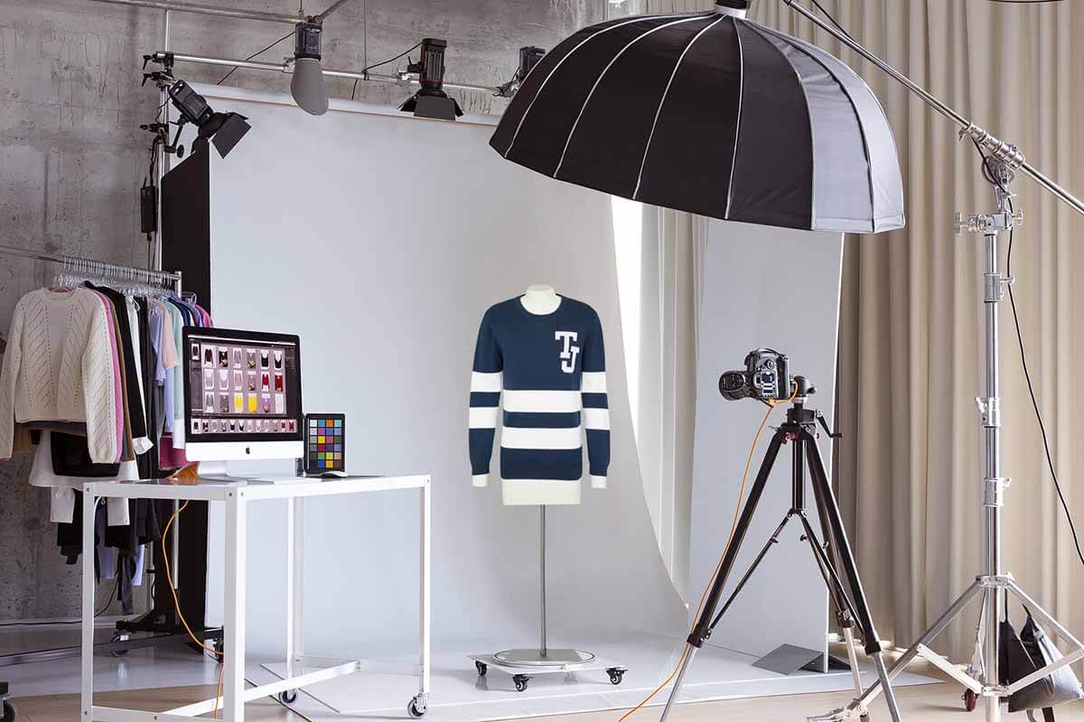 Ghost Mannequin photography