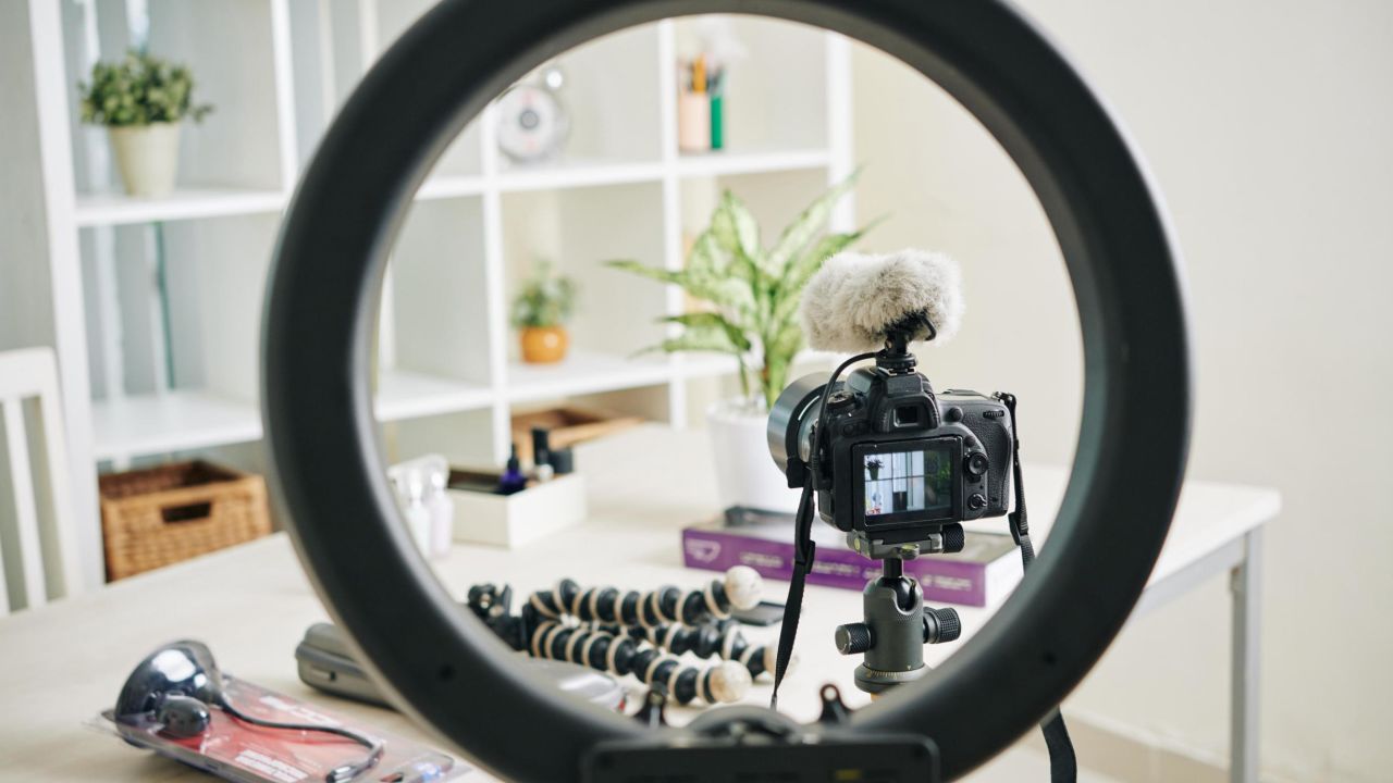 What Should You Look for in a Ring Light When Taking a Portrait Photo